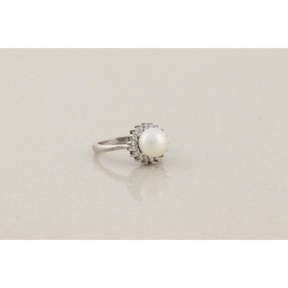 Sterling Silver Freshwater Pearl and Cubic Zirconia Halo Ring Size 7 - Picture 3 of 8